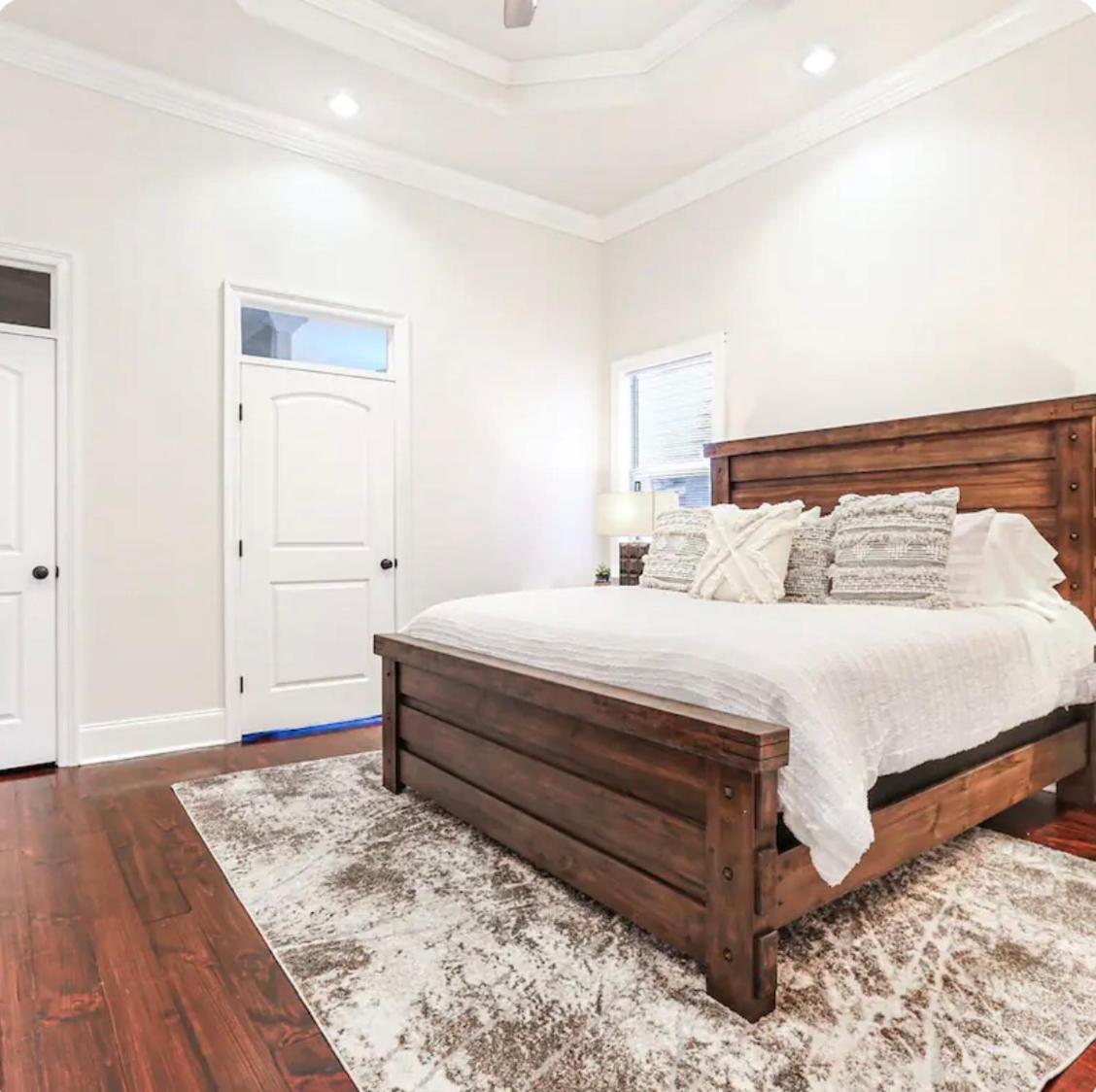 Luxury House With Pool And Hot Tub New Orleans